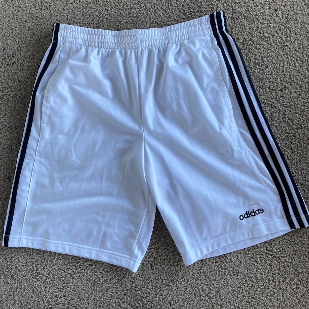 NWT men’s Adidas 3 Stripe Shorts